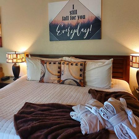Sheridan House Inn- Adult Only Accommodation Williams Esterno foto