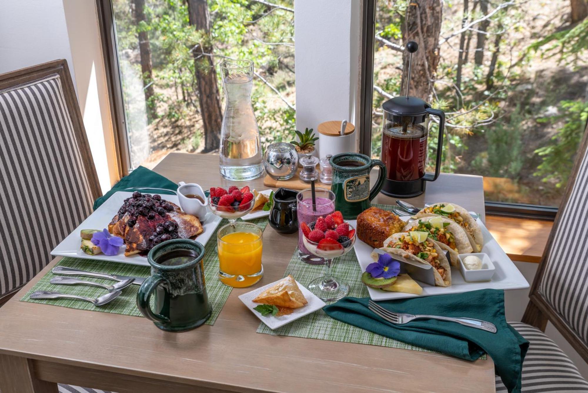 Sheridan House Inn- Adult Only Accommodation Williams Esterno foto
